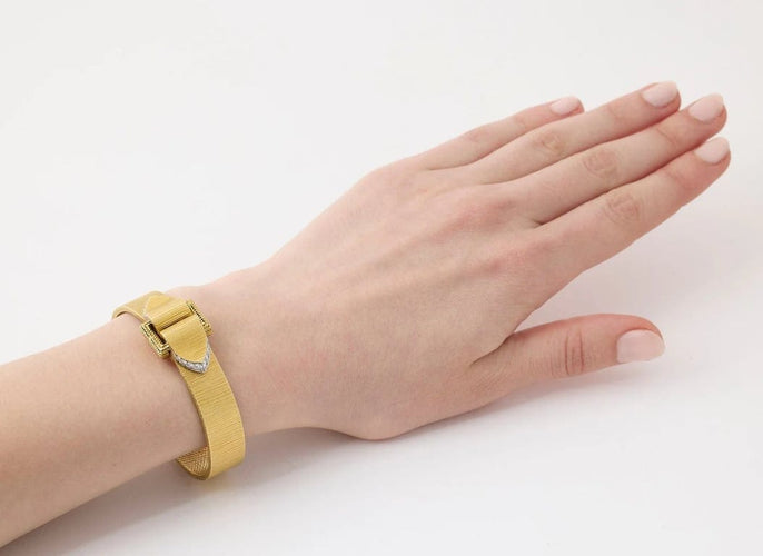 Montre Movado - Montre bracelet en or jaune 18K avec diamants 58 Facettes