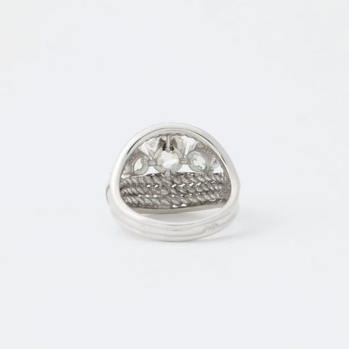 Bague 57 Bague Art déco en or blanc 18 ct et platine, diamants 58 Facettes