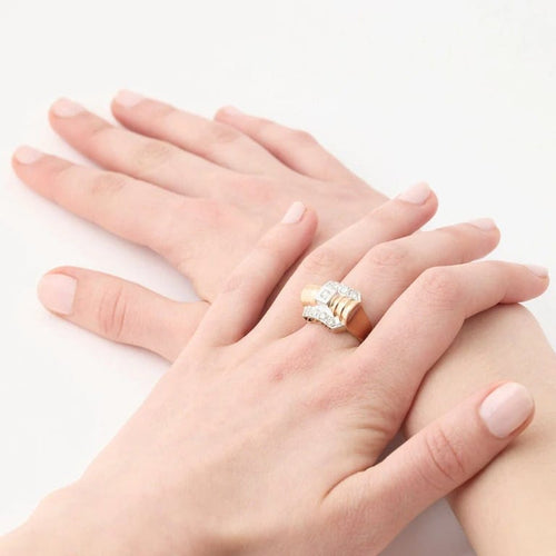 Bague 54 Bague années 1940 en or jaune et platine avec diamants 58 Facettes
