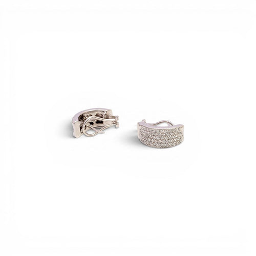 Boucles d'oreilles Boucles d’oreilles pavées de diamants 58 Facettes Q916A