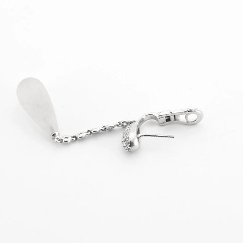Boucles d'oreilles Boucles d'oreilles gouttes en or gris 18K, diamants et cristal de roche 58 Facettes Q904A