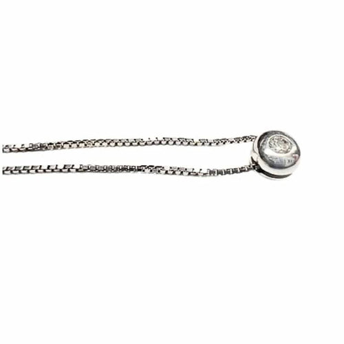 Pendentif Pendentif moderne en or blanc 18 carats avec diamants 58 Facettes Q942A