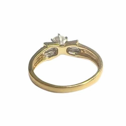 Bague 55 Bague design contemporain XXe siècle en or 18 kt et diamants 58 Facettes Q166B