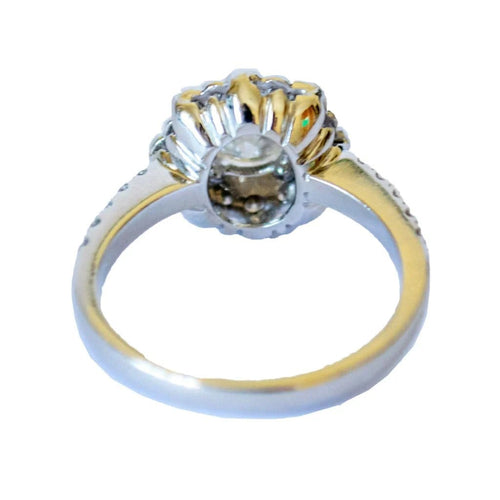 Bague 57 Bague contemporaine en or 18 kt avec diamants 58 Facettes A158B