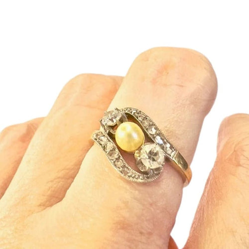 Bague 52.5 Bague Art déco en or 18 ct et platine avec diamants et perle 58 Facettes A1487