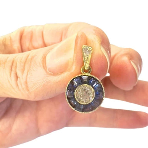 Pendentif Pendentif Art déco en or jaune 18 ct avec diamants et saphirs 58 Facettes A2613