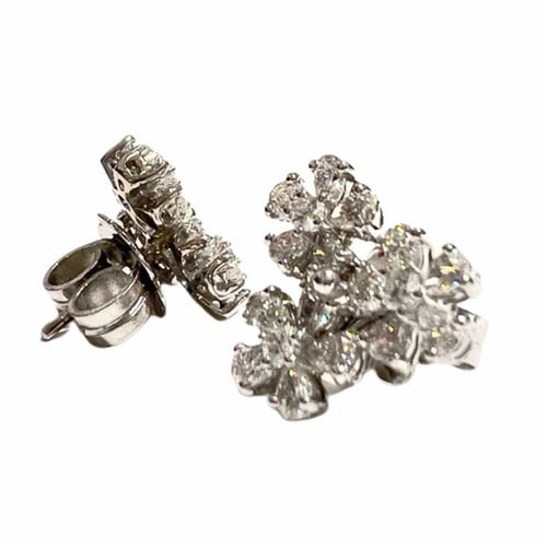 Boucles d'oreilles Boucles d’oreilles modernes XXe siècle en or blanc 18 ct et diamants 58 Facettes Q23B