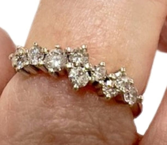 Bague 47 Bague moderne - Bague en or 18 ct et diamants 58 Facettes Q225B