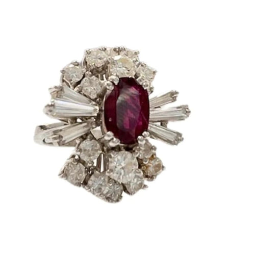 Bague 50 Bague rétro 1945-1950 en or 18 kt avec diamants et rubis 58 Facettes Q323(966)