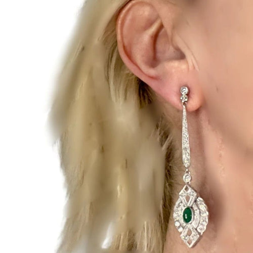 Boucles d'oreilles Boucles d’oreilles Art déco en platine 950 avec diamants et émeraudes 58 Facettes Q727A