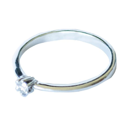 Bague 53 Bague design contemporain en or blanc 18 kt avec diamant 58 Facettes Q188