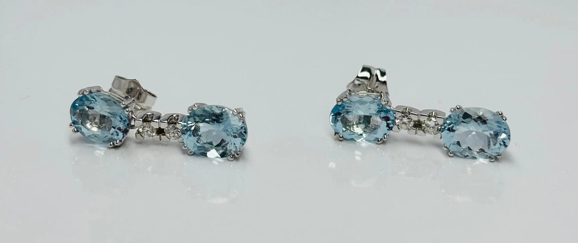 Boucles d'oreilles Boucles d'oreilles - Or blanc 18 carats, aigues-marines et diamants 58 Facettes Q251B