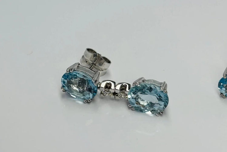 Boucles d'oreilles Boucles d'oreilles - Or blanc 18 carats, aigues-marines et diamants 58 Facettes Q251B