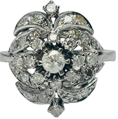Bague 53 Bague cluster rétro années 1940 en or blanc 18 carats et diamants 58 Facettes E12