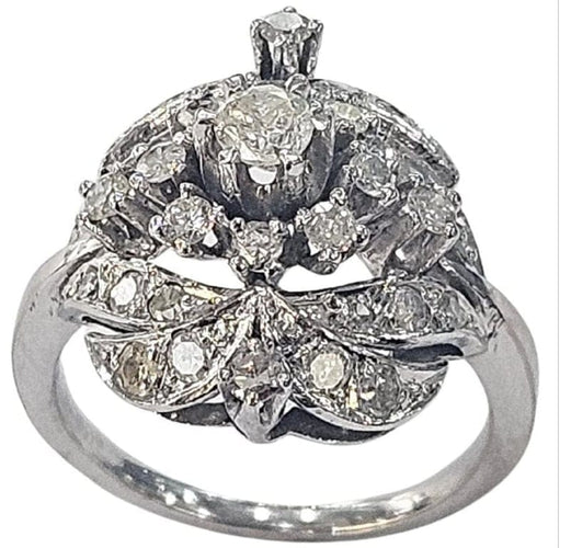 Bague 53 Bague cluster rétro années 1940 en or blanc 18 carats et diamants 58 Facettes E12