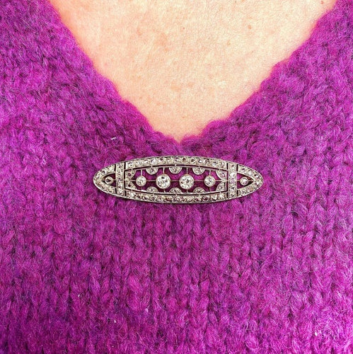 Broche Broche ajourée en or blanc 18 carats et platine, diamants 2 carats 58 Facettes AB668