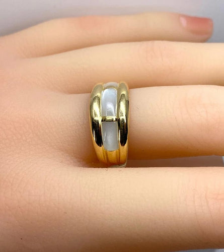 Bague 56 Bague jonc en or jaune 18 carats et nacres blanches 58 Facettes AB669
