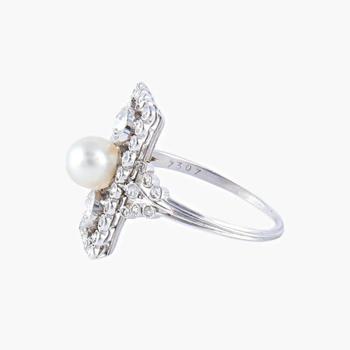 Bague 53 Bague en platine à perle fine et diamants 58 Facettes AB2