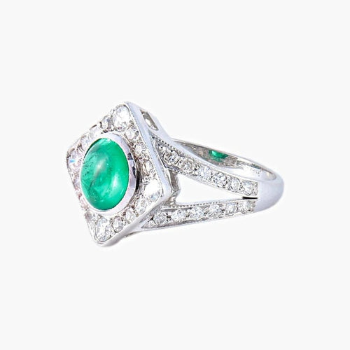 Bague 52 Bague Art déco en or blanc 18K avec émeraude cabochon et diamants 58 Facettes AB9