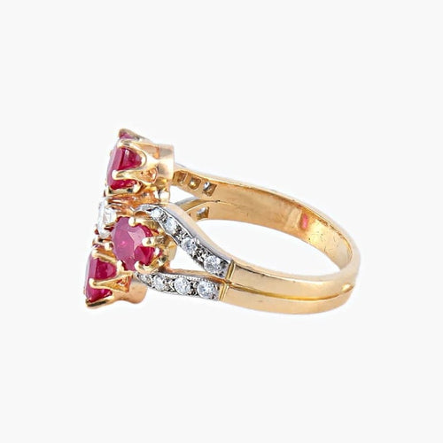 Bague 49 Bague en or jaune 18K rubis et diamants 58 Facettes AB3
