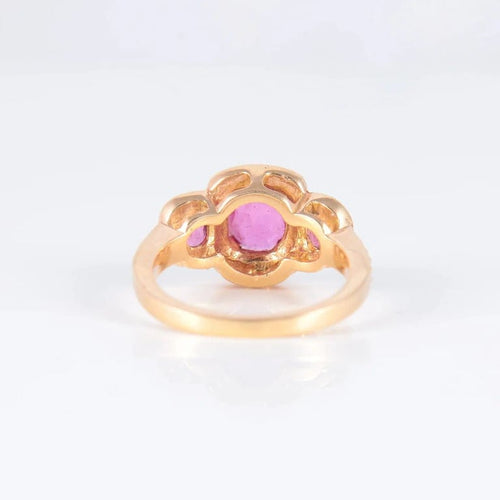 Bague 51 Bague trilogie épaulée en or jaune, rubis et diamants 58 Facettes AB127