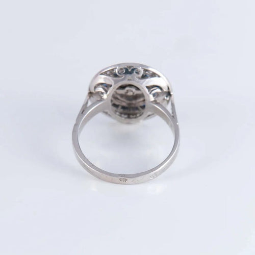 Bague 57 Bague style Art déco en or blanc 18 ct, diamants et saphirs 58 Facettes AB140