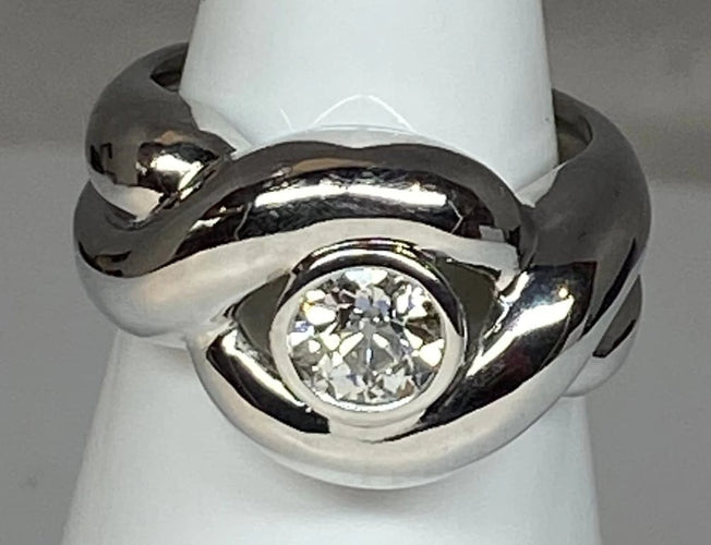 Bague 53 Bague en or blanc 18 carats avec diamant taille ancienne 0,80 ct 58 Facettes AB49