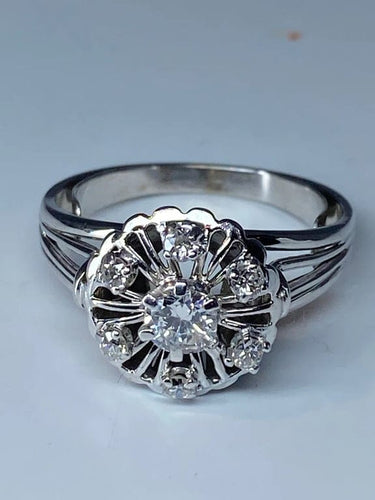 Bague 63 Bague fleur en or blanc 18 carats et diamants 58 Facettes AB60