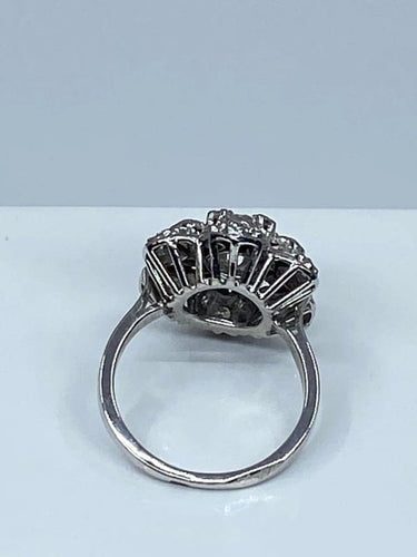 Bague 48 Bague fleur en or 18 carats sertie de diamants 58 Facettes AB69