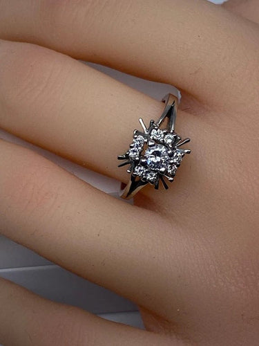 Bague 55 Bague marguerite en or blanc 18 carats et diamants 58 Facettes AB72