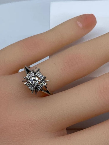 Bague 55 Bague marguerite en or blanc 18 carats et diamants 58 Facettes AB72