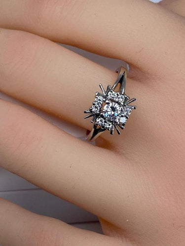 Bague 55 Bague marguerite en or blanc 18 carats et diamants 58 Facettes AB72