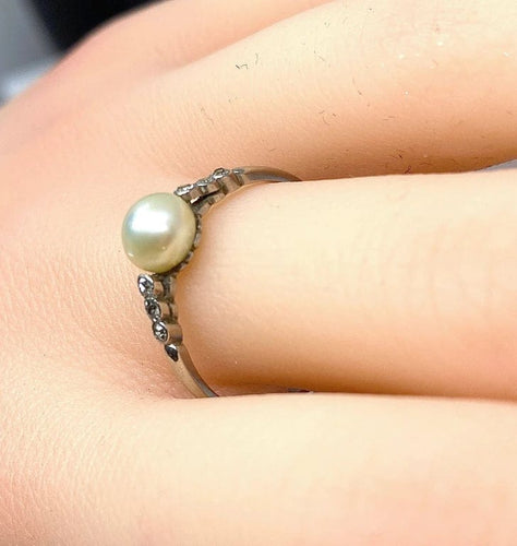 Bague 59 Bague en platine avec perle fine et diamants taille ancienne 58 Facettes AB162