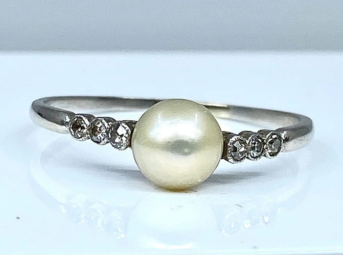 Bague 59 Bague en platine avec perle fine et diamants taille ancienne 58 Facettes AB162