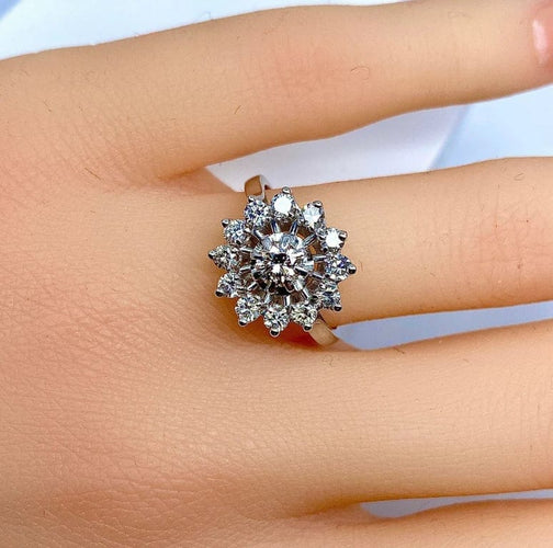 Bague 52 Bague marguerite en or 18 carats et diamants 58 Facettes AB161