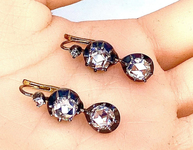 Boucles d'oreilles Boucles d’oreilles dormeuses en or et argent, diamants taille rose 58 Facettes AB200