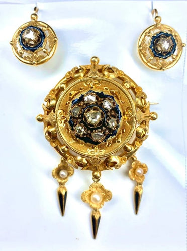 Boucles d'oreilles Parure Napoléon III - Broche et boucles d’oreilles en or 18 carats, diamants et perles 58 Facettes AB186