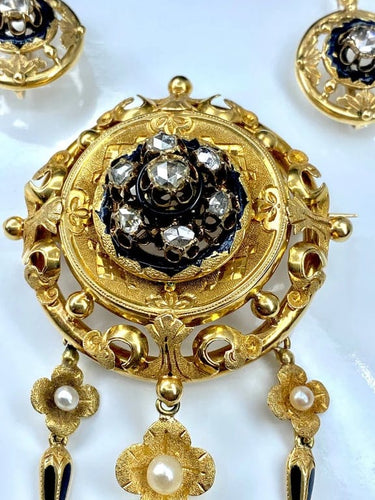 Boucles d'oreilles Parure Napoléon III - Broche et boucles d’oreilles en or 18 carats, diamants et perles 58 Facettes AB186