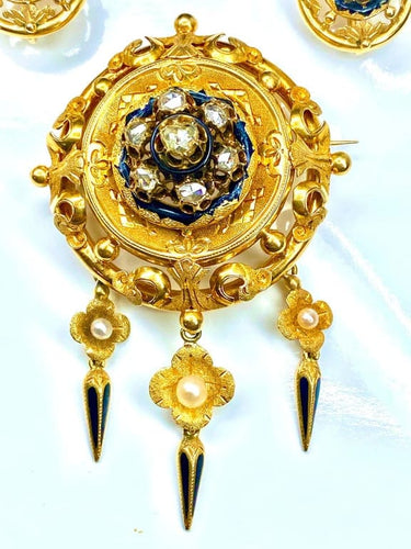 Boucles d'oreilles Parure Napoléon III - Broche et boucles d’oreilles en or 18 carats, diamants et perles 58 Facettes AB186