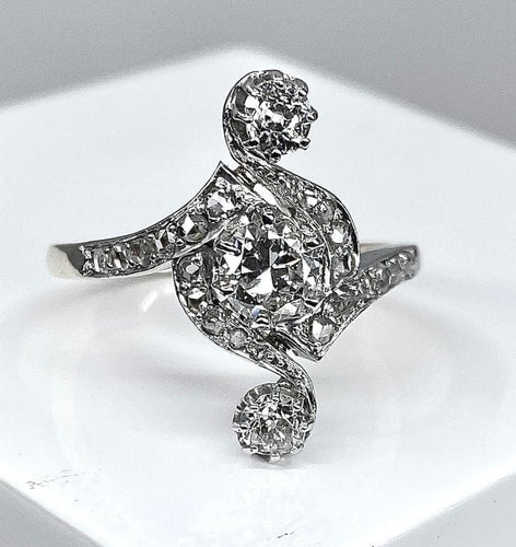 Bague 58 Bague époque 1900 en or 18 carats et diamants 58 Facettes AB204