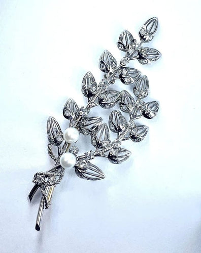 Broche Broche florale en platine et or 18 carats, perles et diamants 58 Facettes AB213