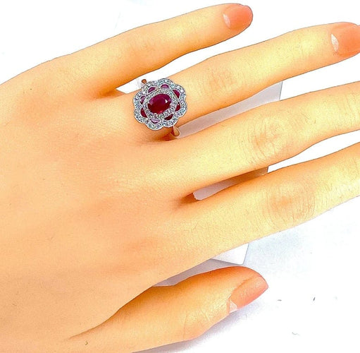 Bague 51 Bague marguerite en or blanc 18 carats rubis et diamants 58 Facettes AB218