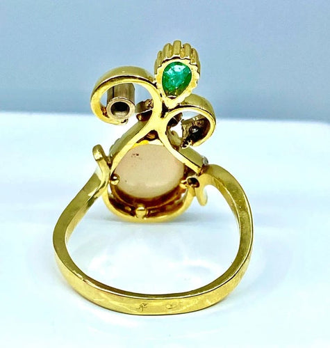 Bague 56 Bague en or jaune et or blanc 18 carats, opale, émeraude et diamants 58 Facettes AB226