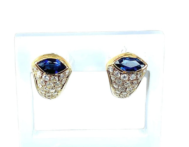 Boucles d'oreilles Boucles d’oreilles en or jaune 18 carats saphirs navette et diamants 58 Facettes AB235