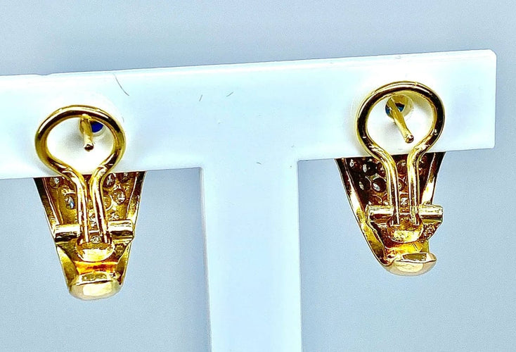 Boucles d'oreilles Boucles d’oreilles en or jaune 18 carats saphirs navette et diamants 58 Facettes AB235