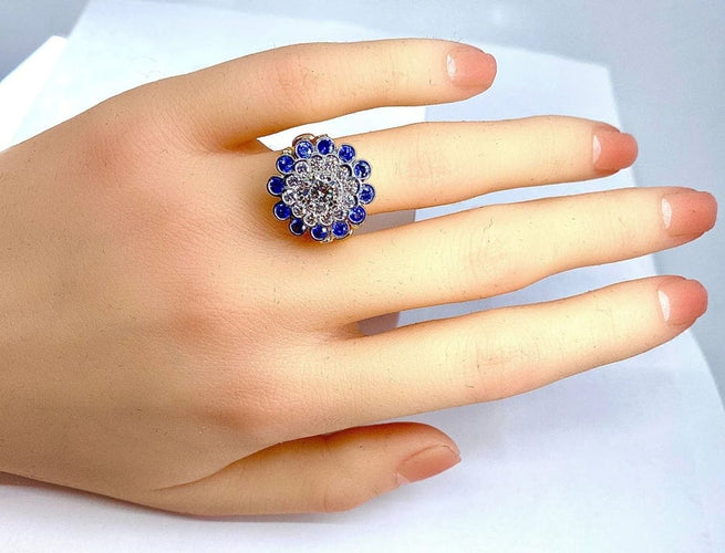 Bague 51 Bague en or blanc 18 carats avec diamants et saphirs 58 Facettes AB241