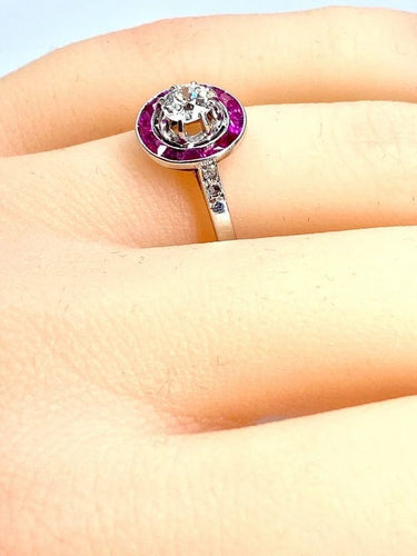 Bague 53 Bague en or blanc 18 carats avec diamant taille ancienne et rubis 58 Facettes AB242