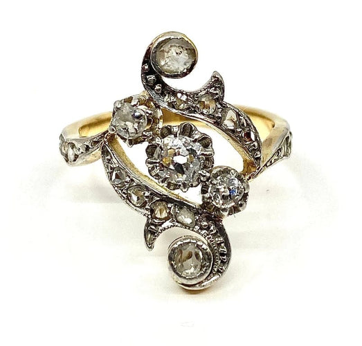 Bague 50 Bague en or jaune et blanc 18 carats avec diamants 58 Facettes AB244