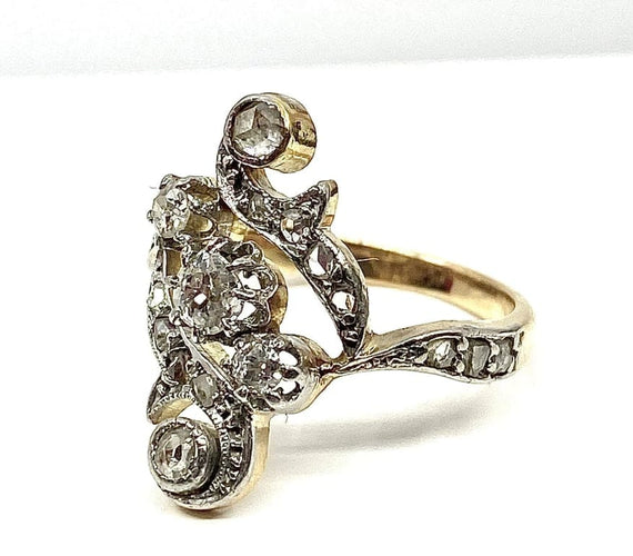 Bague 50 Bague en or jaune et blanc 18 carats avec diamants 58 Facettes AB244