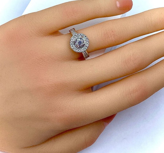 Bague 51 Bague solitaire en or blanc 18 carats avec diamants 58 Facettes AB260